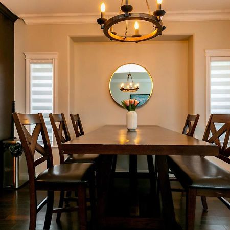 Bellamy Manor Large Home With 5Beds! In Langford Victoria Exterior photo